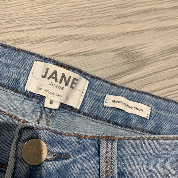 Jane Jeans Medium Rise Shorts - Picture 3 of 4